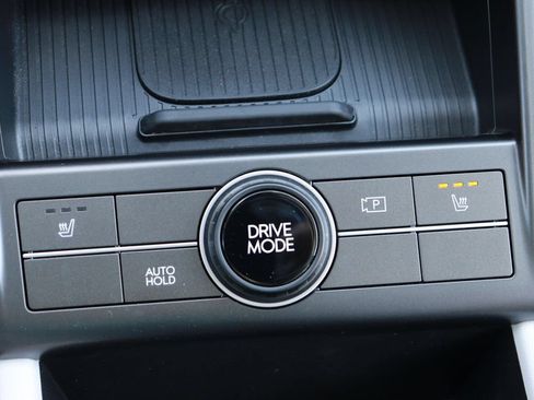 Used 2026 Hyundai Kona SEL Premium FWD image 17