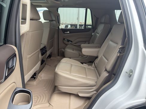 Used 2020 GMC Yukon SLT w/ Open Road Package AWD/4WD image 39