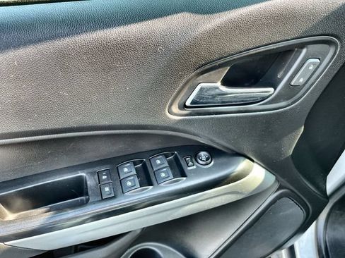 Used 2019 Chevrolet Colorado LT AWD/4WD image 16