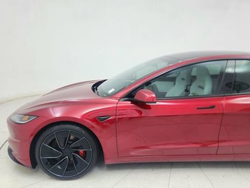 Used 2024 Tesla Model 3 Performance image 4