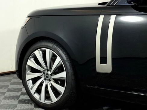 Certified 2023 Land Rover Range Rover SE image 13