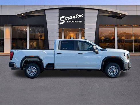 New 2026 GMC Sierra 2500 Pro w/ Convenience Package image 6