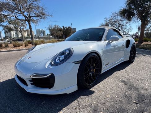 Used 2015 Porsche 911 Turbo S image 8