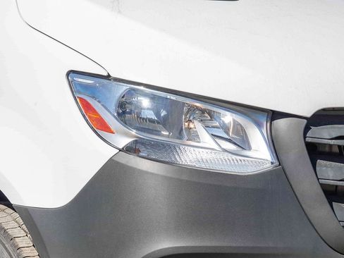 New 2025 Mercedes-Benz Sprinter 2500 image 8