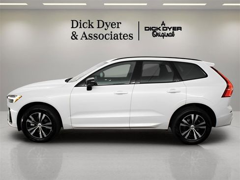 Certified 2025 Volvo XC60 B5 Core w/ Protection Package Premier image 36