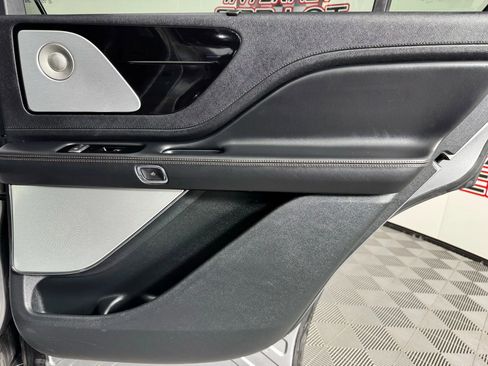 Used 2020 Lincoln Aviator Reserve w/ Equipment Group 202A image 49