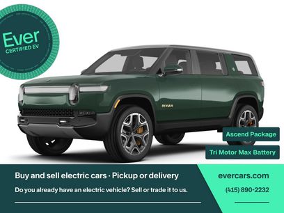 Used 2025 Rivian R1S Premium