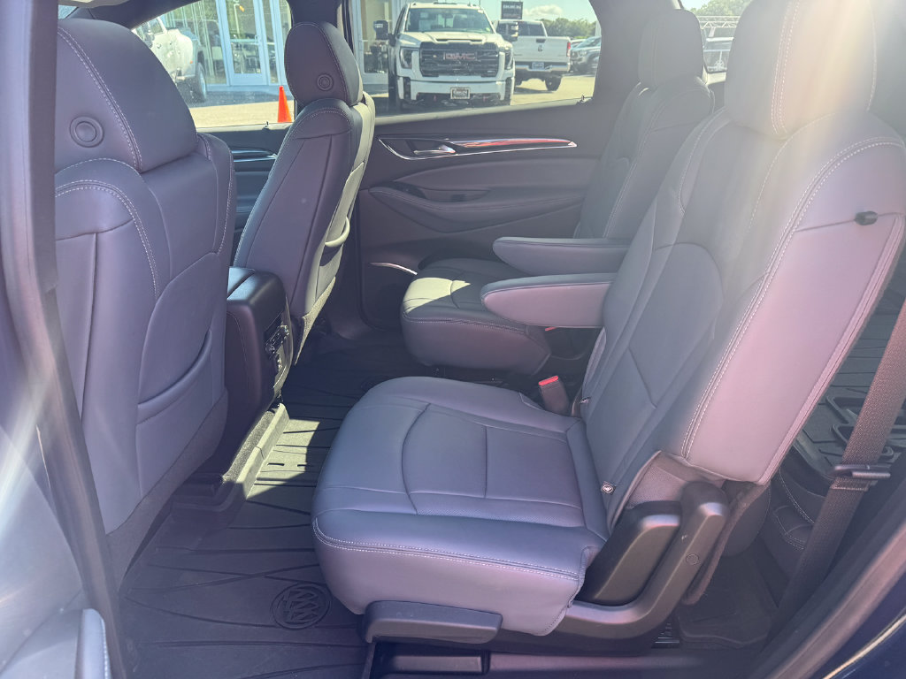Used 2024 Buick Enclave Essence w/ Experience Buick Package AWD/4WD image 35
