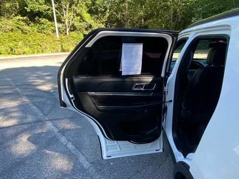 Used 2016 Ford Explorer Sport w/ Equipment Group 401A AWD/4WD image 47