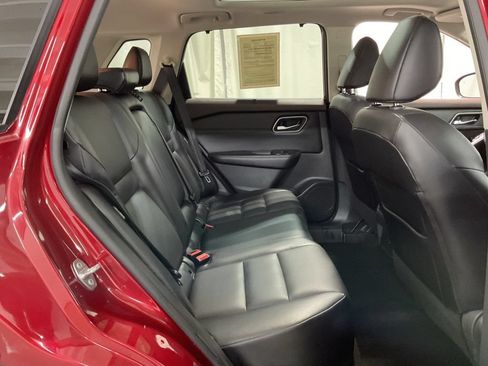 Used 2021 Nissan Rogue SV w/ Premium Package AWD/4WD image 26