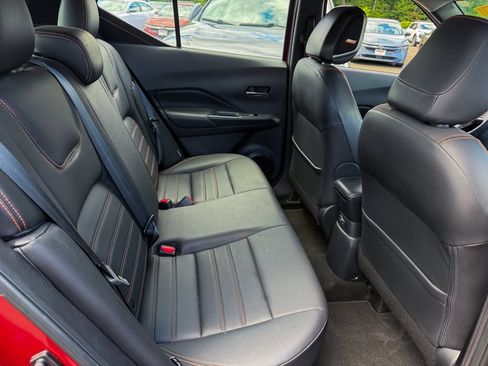 Used 2020 Nissan Kicks SR w/ SR Premium Package FWD image 16