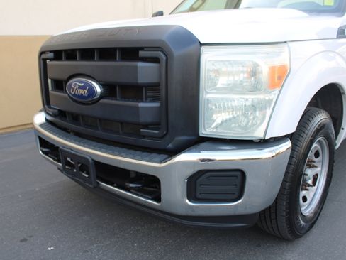 Used 2016 Ford F250 XL w/ Power Equipment Group image 11