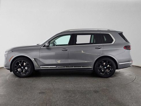 Used 2025 BMW X7 xDrive40i AWD/4WD image 6