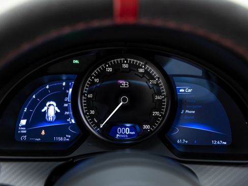 Used 2021 Bugatti Chiron Pur Sport image 19