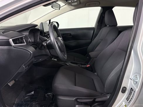 Used 2023 Toyota Corolla LE FWD image 15