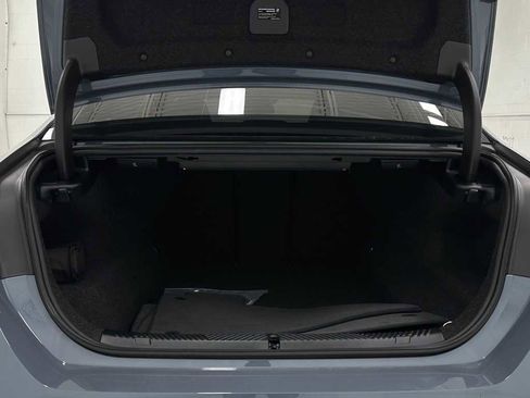 Used 2025 BMW M5 w/ Carbon Package image 42