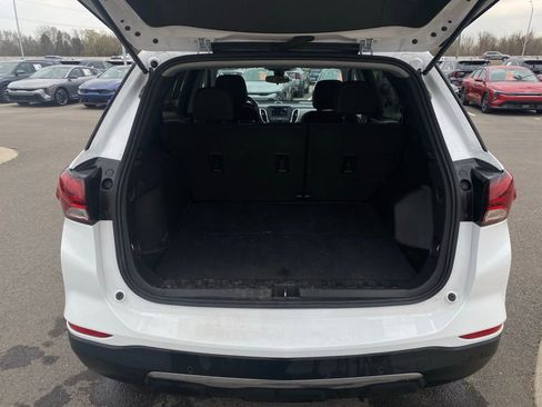 Used 2024 Chevrolet Equinox LT image 25