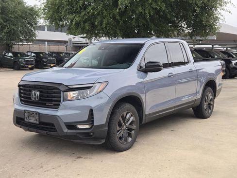 Used 2023 Honda Ridgeline Sport image 7