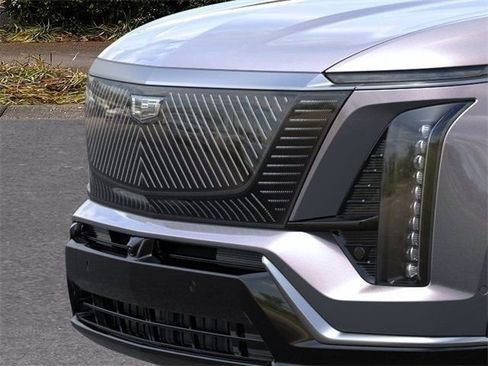 New 2026 Cadillac Vistiq Luxury AWD/4WD image 13
