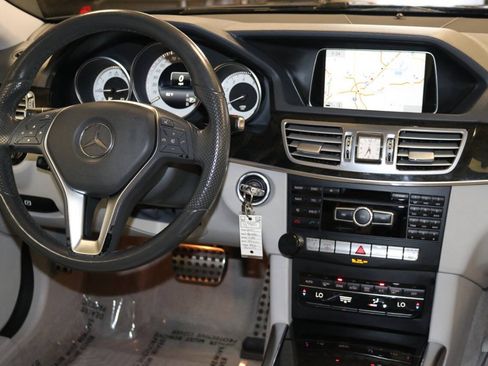 Used 2015 Mercedes-Benz E 350 Sedan image 21