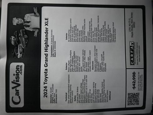 Used 2024 Toyota Grand Highlander XLE image 9