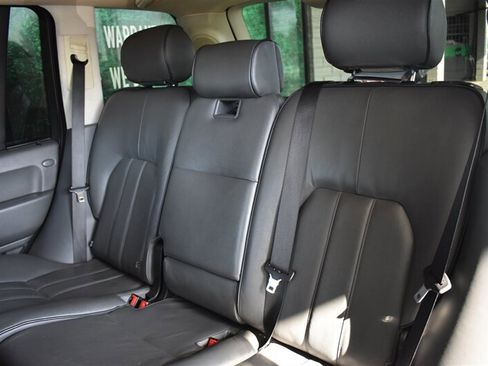 Used 2005 Land Rover Range Rover HSE image 40