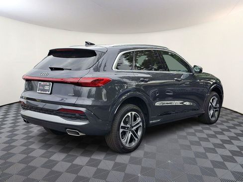 Certified 2025 Audi Q5 Premium w/ Convenience Package AWD/4WD image 6