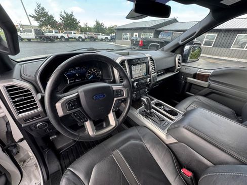 Used 2016 Ford F150 Platinum w/ Equipment Group 701A Luxury AWD/4WD image 16