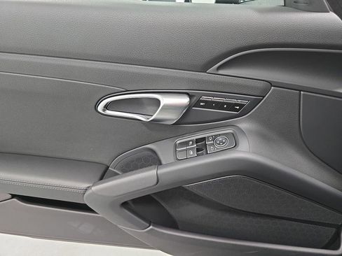 Certified 2024 Porsche 718 Cayman S RWD image 21