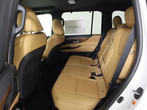 New 2026 Lexus LX 700h Luxury image 15