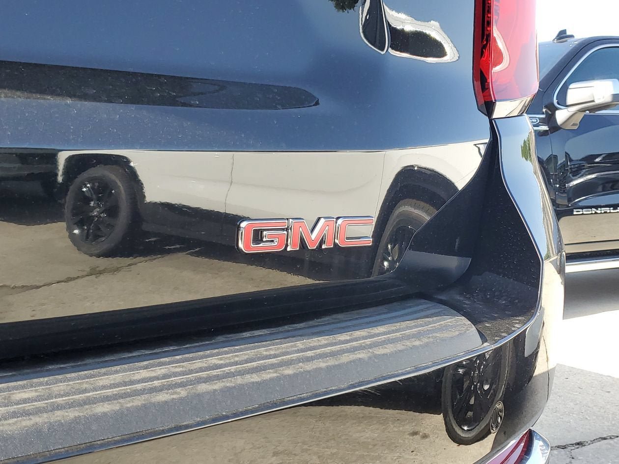 New 2026 GMC Yukon Denali RWD image 7