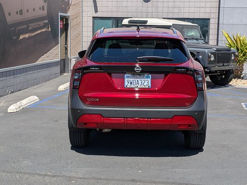 Certified 2026 Nissan Kicks SV image 9