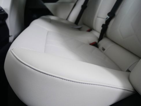 New 2026 BMW 530i image 15