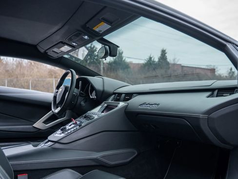 Used 2013 Lamborghini Aventador LP 700-4 image 14