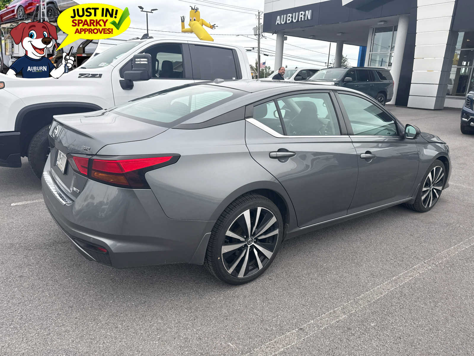 Used 2021 Nissan Altima 2.5 SR w/ SR Premium Package AWD/4WD image 3