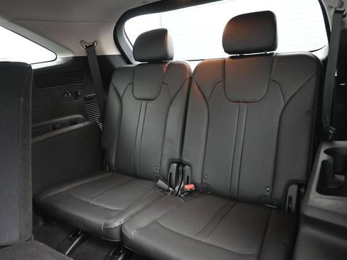 Used 2022 Kia Sorento S FWD image 27