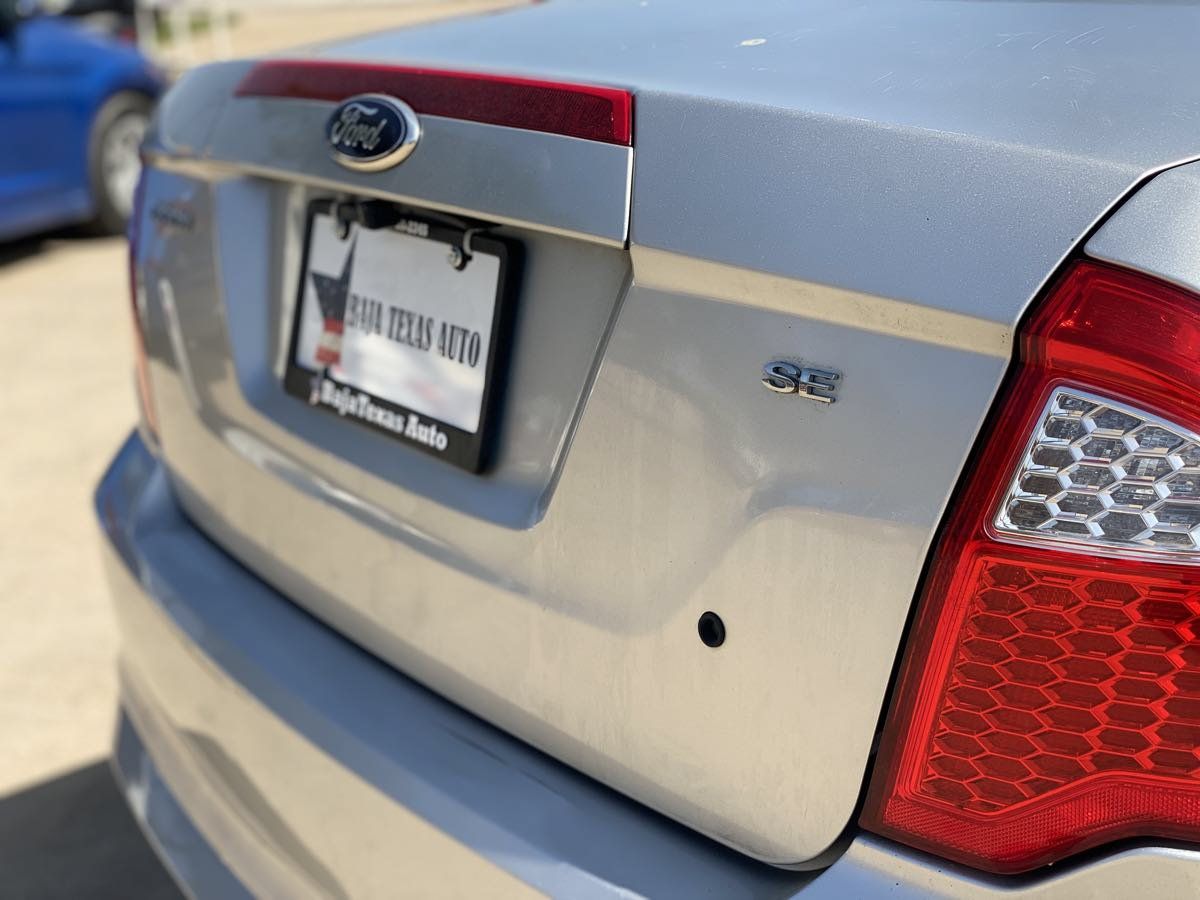 Used 2012 Ford Fusion SE FWD image 9