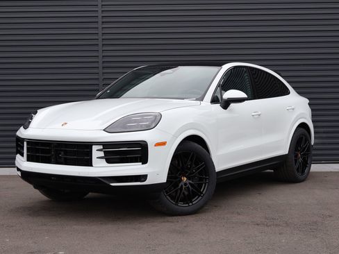 New 2026 Porsche Cayenne Coupe AWD/4WD image 1