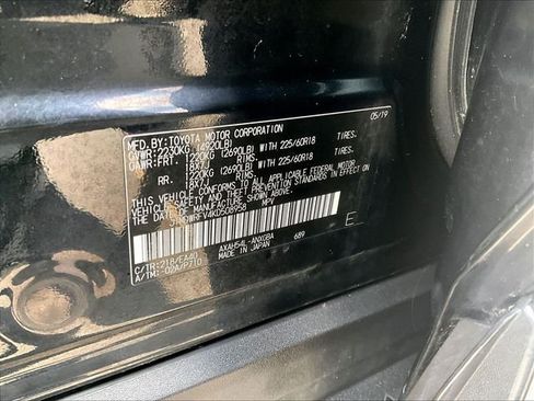 Used 2019 Toyota RAV4 Limited AWD/4WD image 34