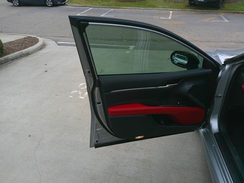 Used 2024 Toyota Camry XSE image 17