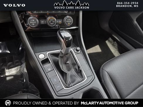 Used 2024 Volkswagen Jetta SE FWD image 11