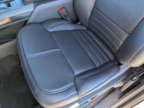 New 2025 Ford F150 Platinum w/ Equipment Group 702A High image 4