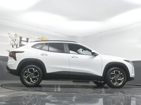 New 2026 Chevrolet Trax LT w/ Driver Confidence Package image 31
