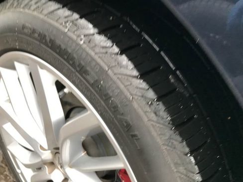 Used 2021 Maserati Levante GranLusso image 12