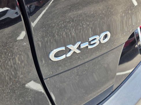 Used 2021 MAZDA CX-30 FWD 2.5 S w/ Premium Package image 16