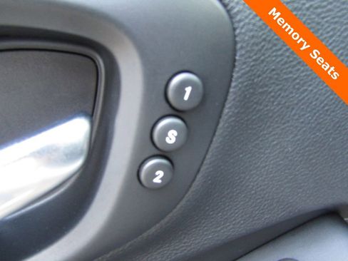 Used 2022 Jeep Cherokee Trailhawk w/ Premium Leather Package image 6