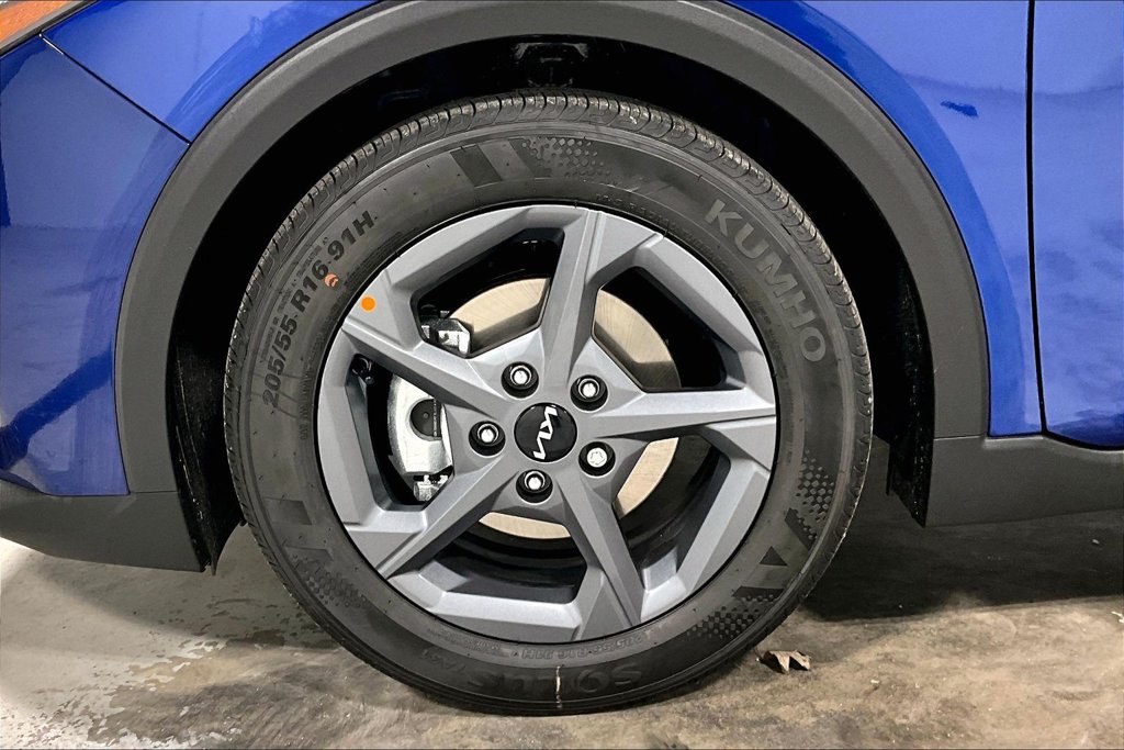 Used 2026 Kia K4 FWD image 28