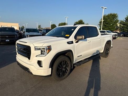 Used 2021 GMC Sierra 1500 Elevation w/ LPO, Elevation Black Package AWD/4WD image 3