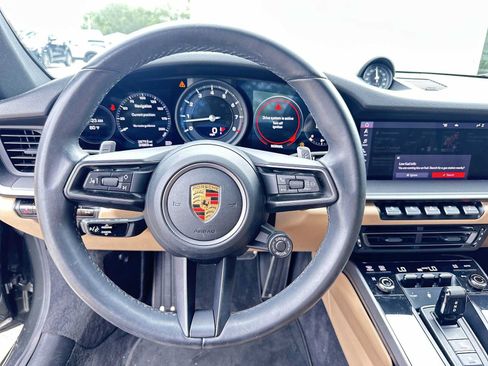 Used 2021 Porsche 911 Carrera RWD image 20