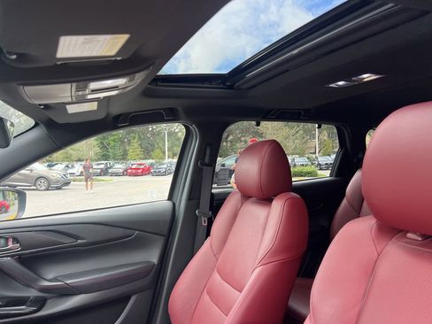 Used 2023 MAZDA CX-9 Carbon Edition image 22